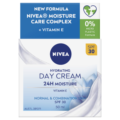 Nivea Refreshing Day Cream SPF30 50ml